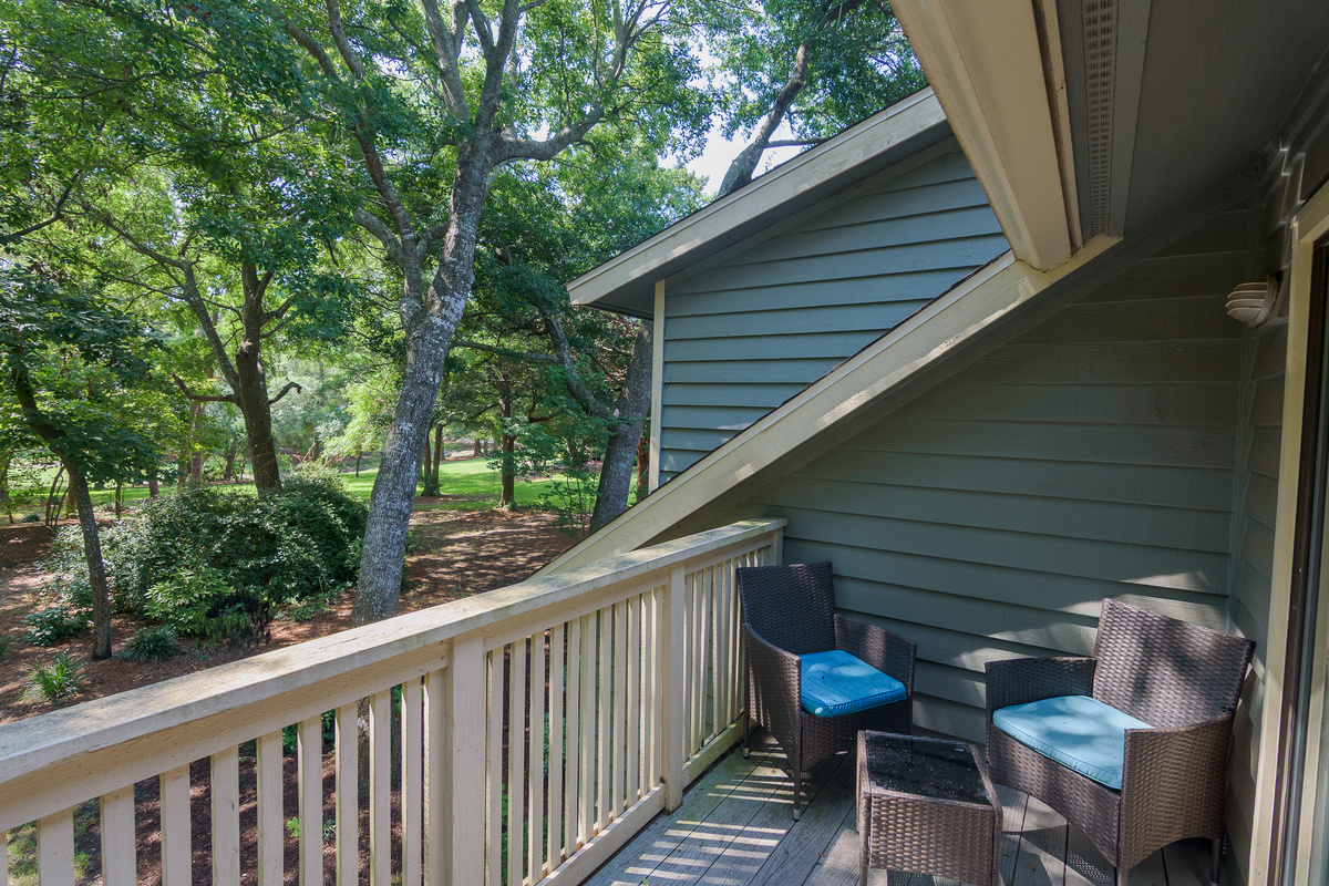 Peaceful deck area, just get a beverage, a good book and enjoy