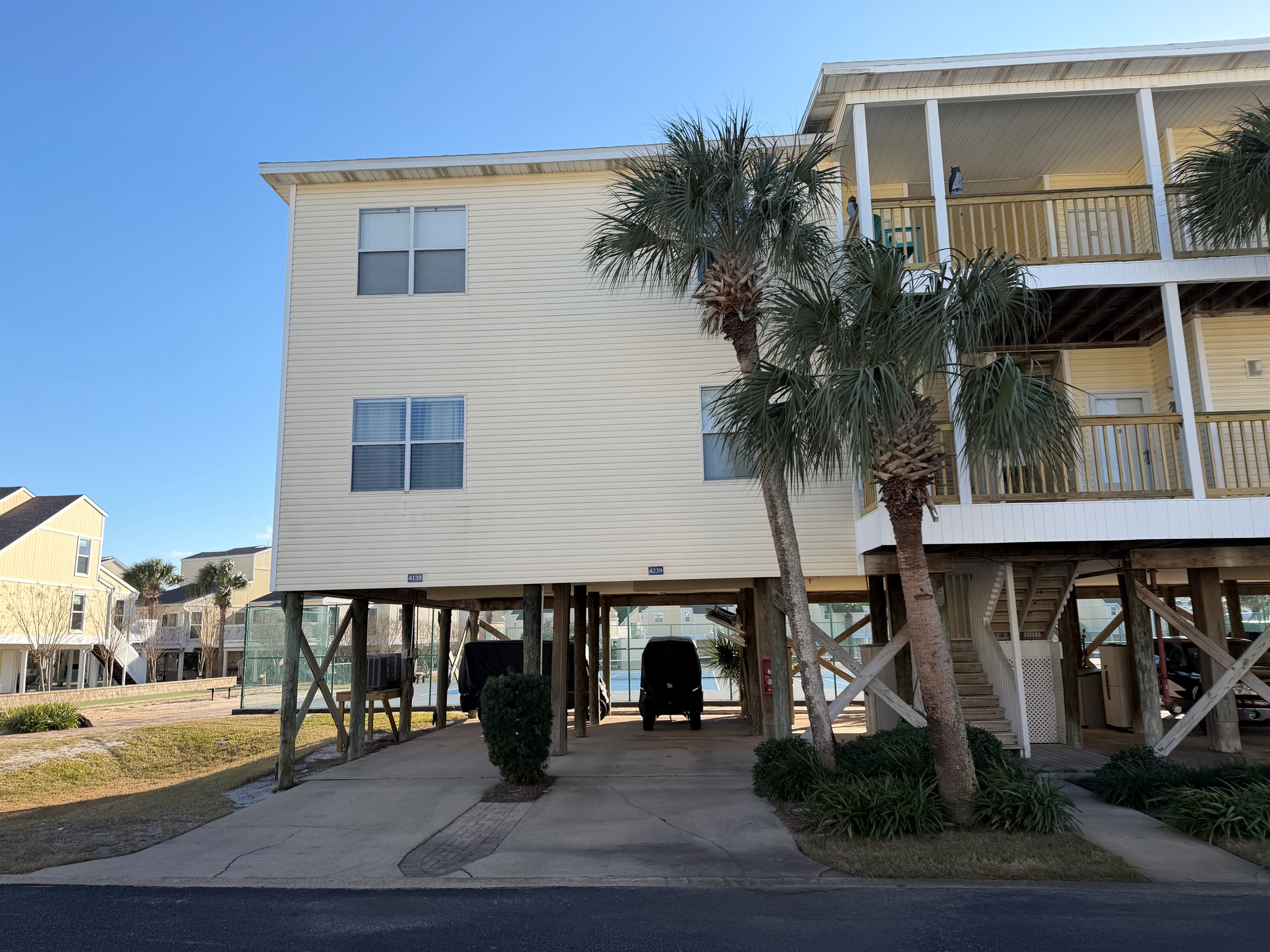 Outside view of the condo.  We are on the top floor.