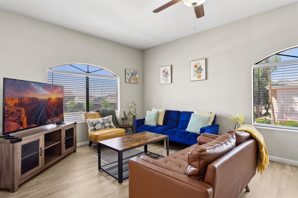Desert Gem; 1BR Condo Near Stadium & Westgate — Desert Gem; 1BR Condo Near Stadium & Westgate, Phoenix, Arizona — photo 4