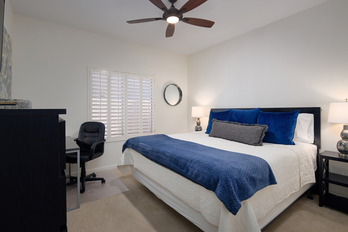 Bedroom 3: Third King Size Bed