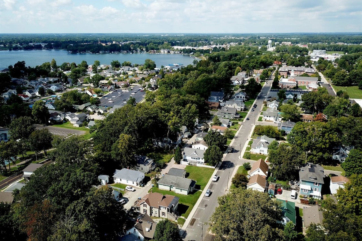 A .3 mile walk down the hill and you are in the charming Village of Winona where you can enjoy shopping, dining and all of the events the Village offers.