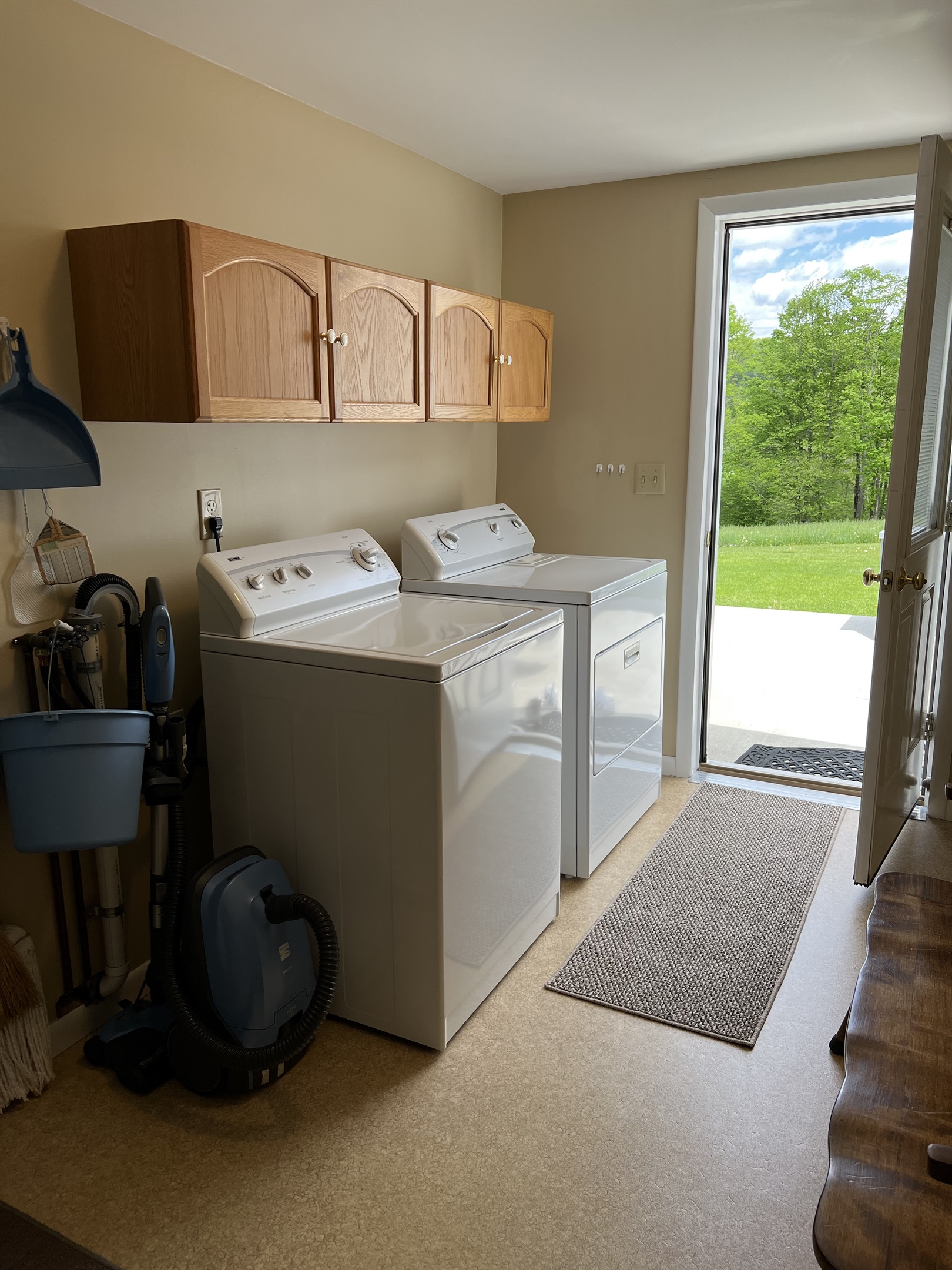 Laundry off kitchen
