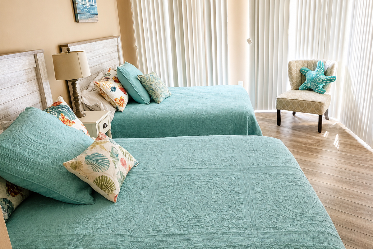 twin guest room