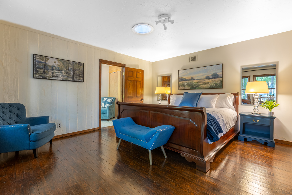 King size bed in the lower level