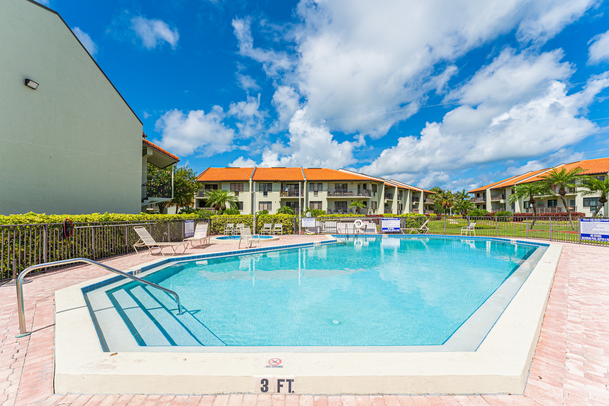 Enjoy access to the community's shared heated pool, perfect for cooling off, soaking up the Florida sunshine, or relaxing after a day of exploring.
