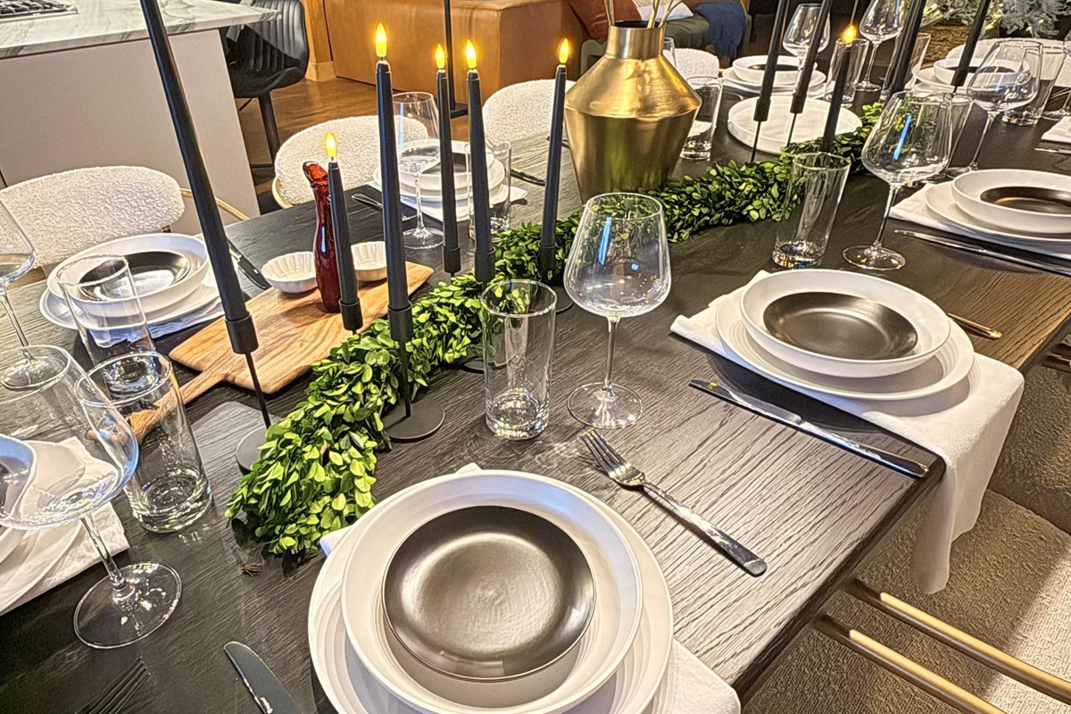 Candles flicker, glasses shine — a table set for every kind of gathering, from intimate dinners to holiday celebrations that feel timeless and true.