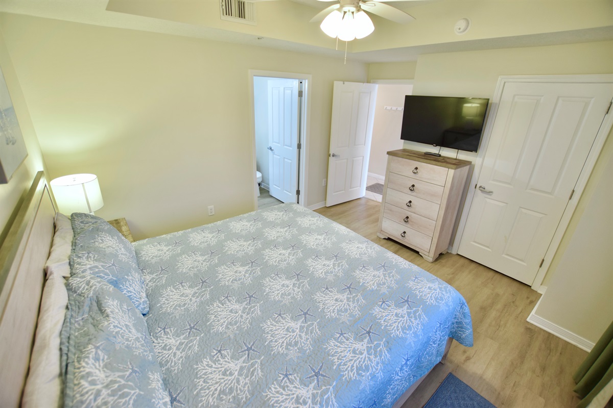Destin West Gulfside #507: Primary Bedroom