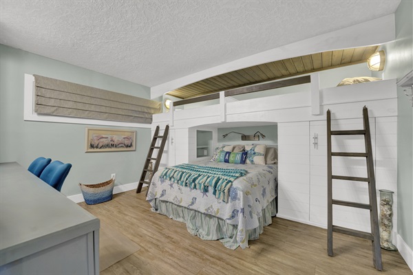 First Guest Room with Queen and two bunk bed twins