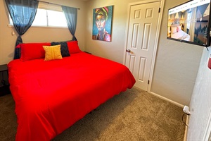 Our queen-sized bed and smart TV guarantee a night of ultimate comfort and relaxation.