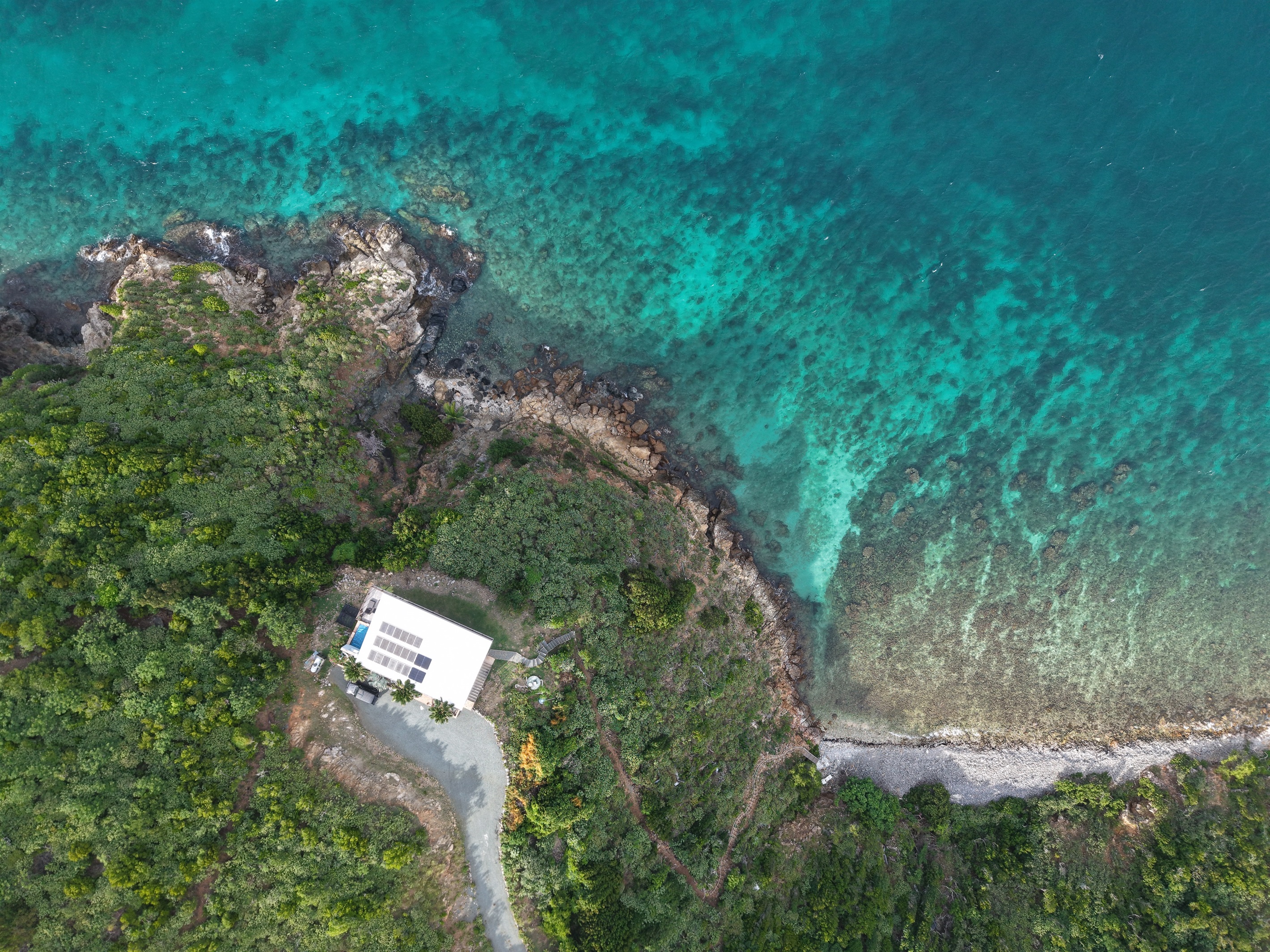 Turquoise Water, Total Privacy