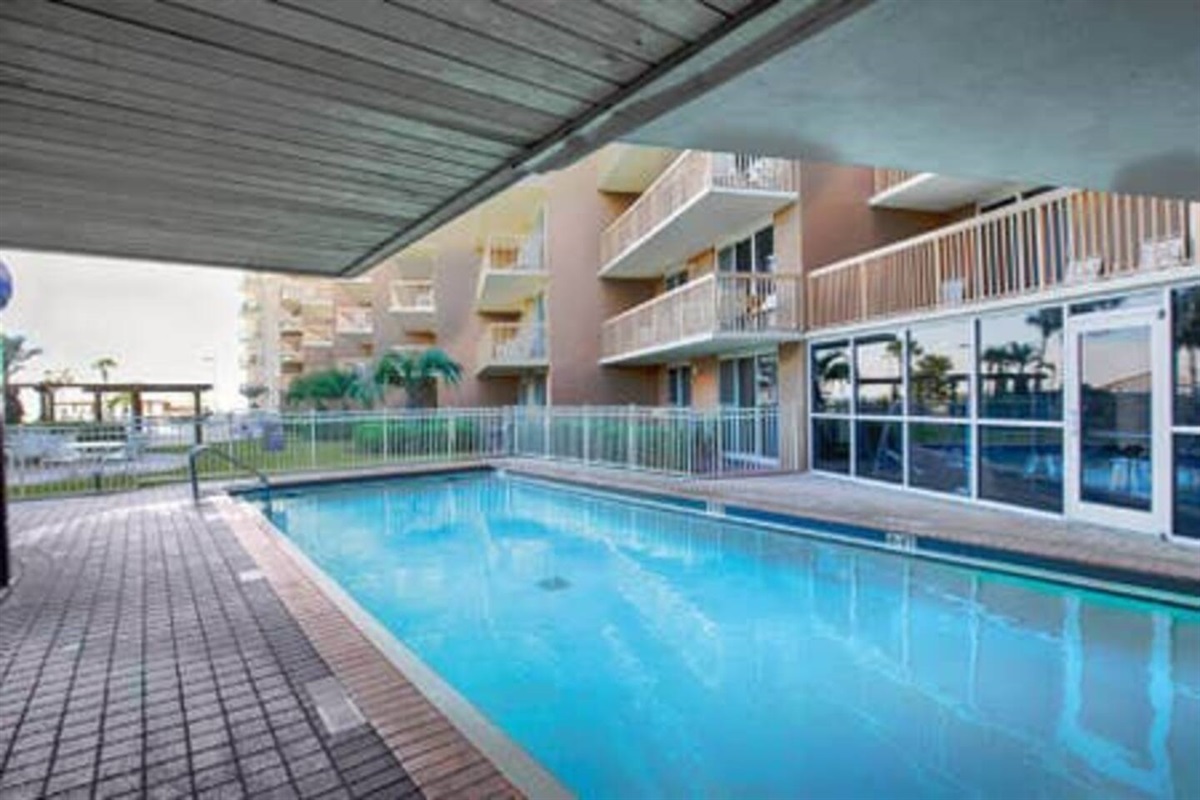 Indoor/outdoor pool by the cafe