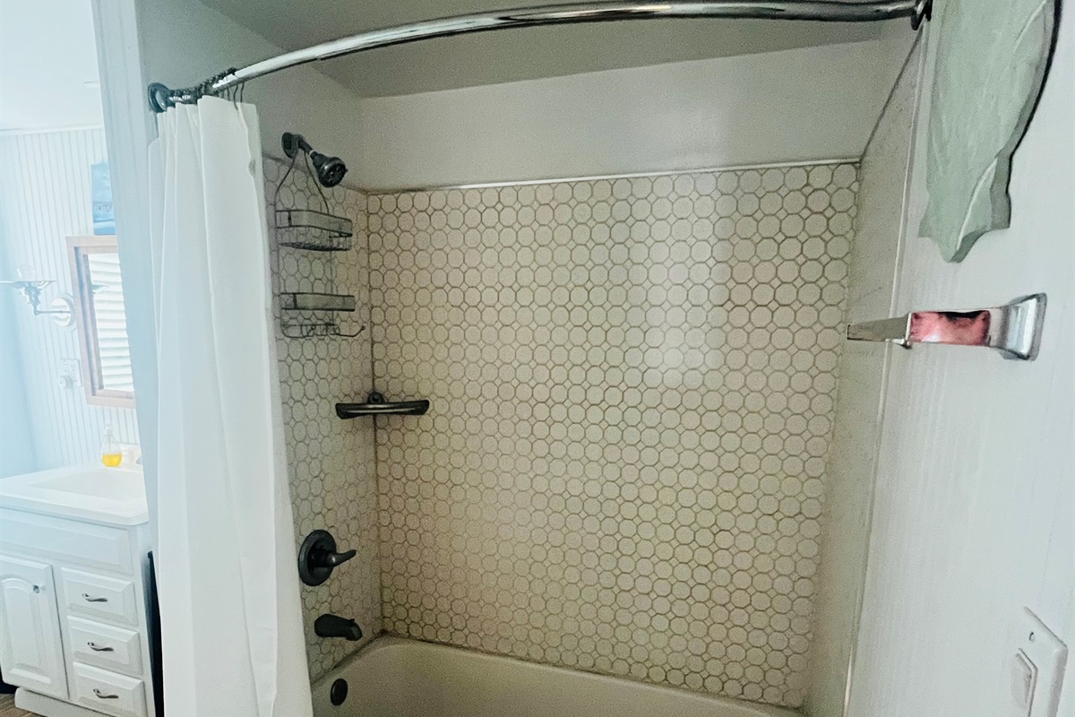 2nd Bathroom