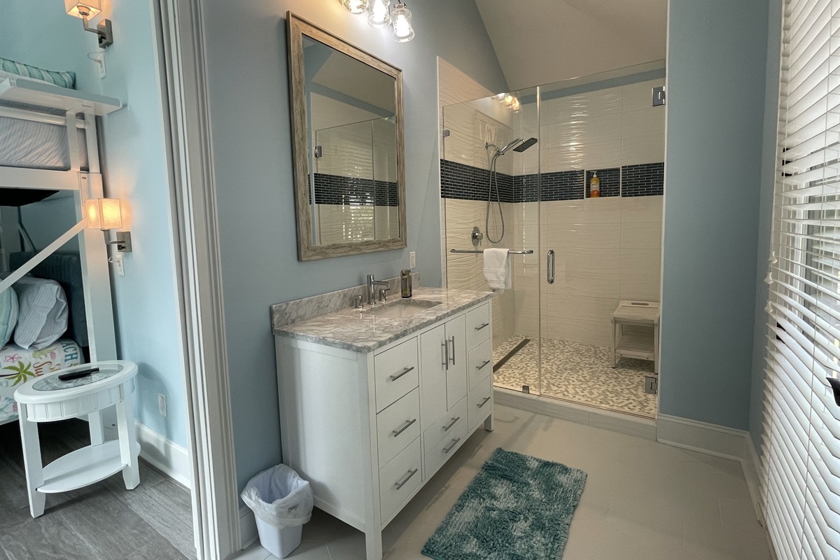 “Sunkissed Slumber” ensuite bath with extra large shower