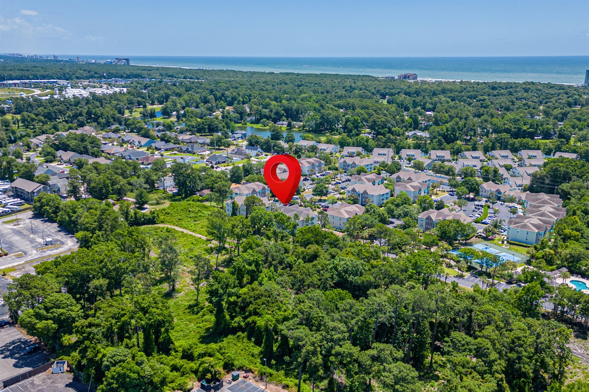 Excellent Location 2 miles to Beach