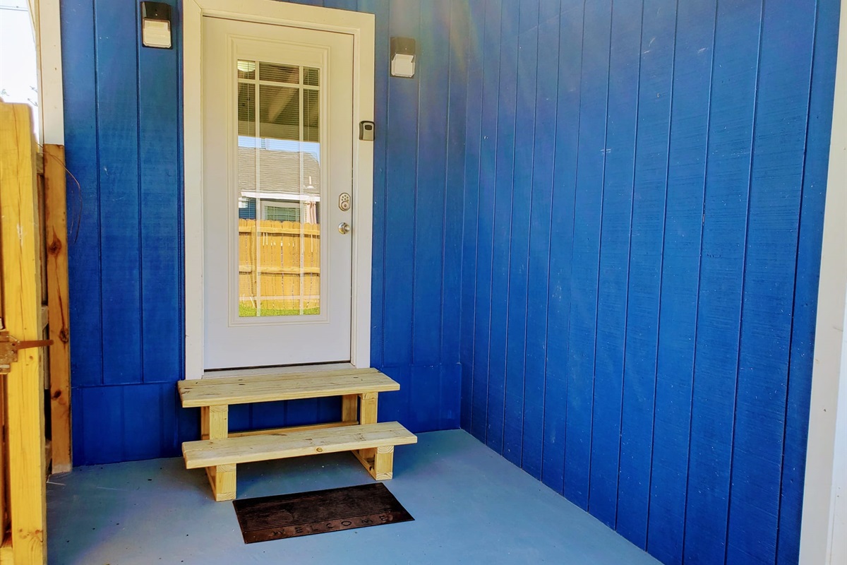 Private Entrance