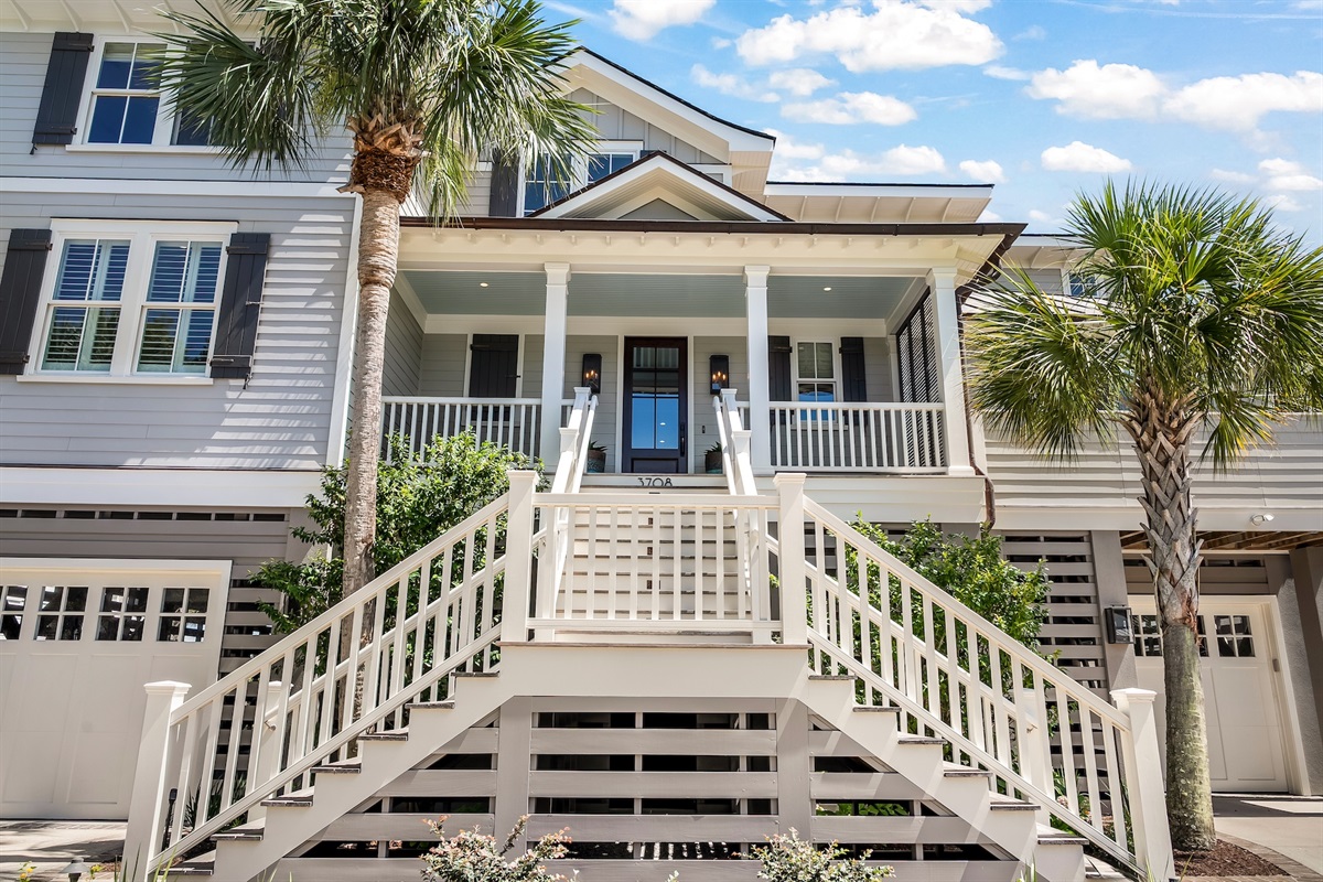Main entrance | Beach Shelter | 3708 Palm Blvd | Isle of Palms, SC | IOP Escapes