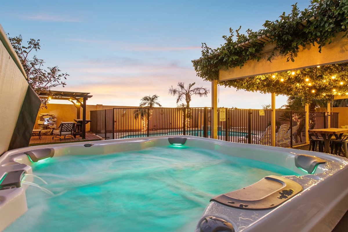 Peoria Home with Heated Pool + Hot Tub — Peoria Home with Heated Pool + Hot Tub, Peoria, Arizona — photo 3