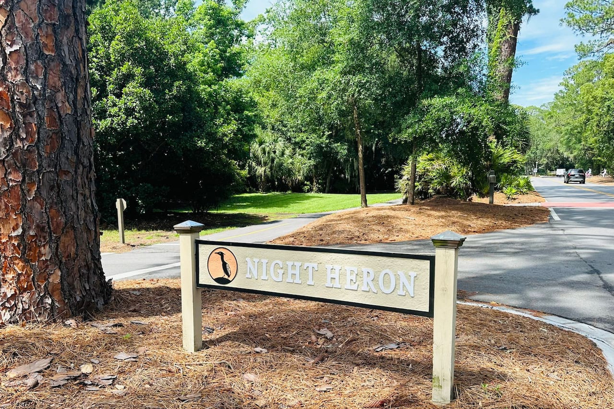 Night Heron entrance sign