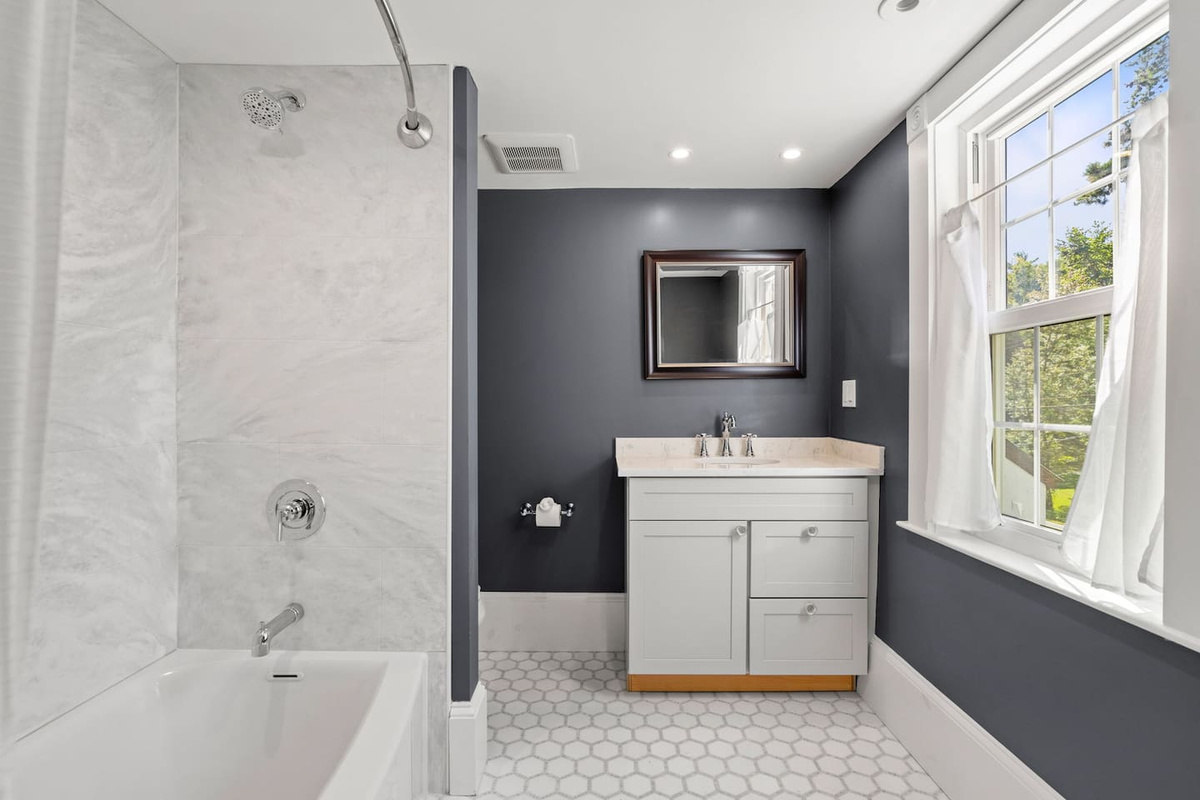 Kids' Room Ensuite