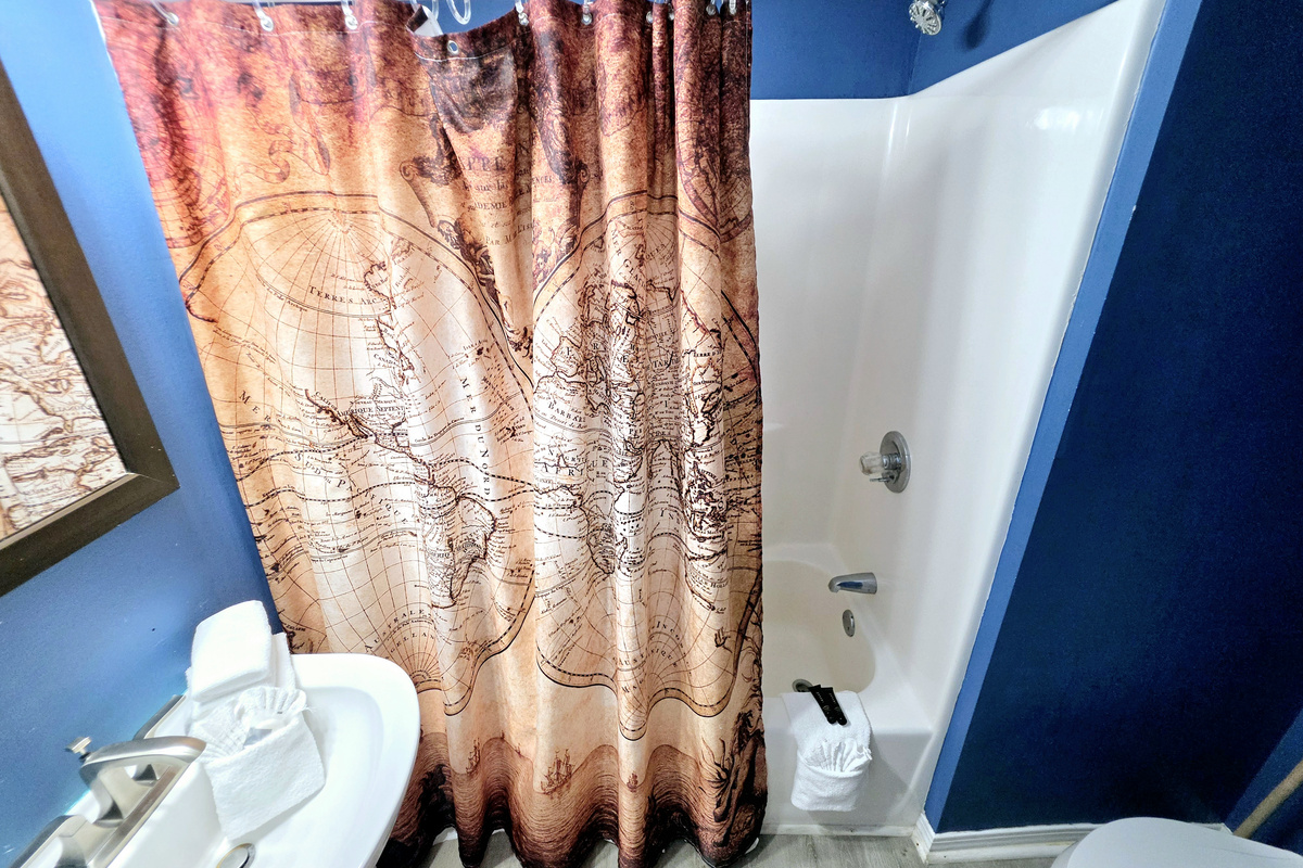 Bathroom with tub/shower combo