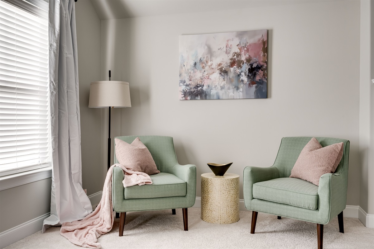 📖 A perfect nook for quiet moments and a good book.