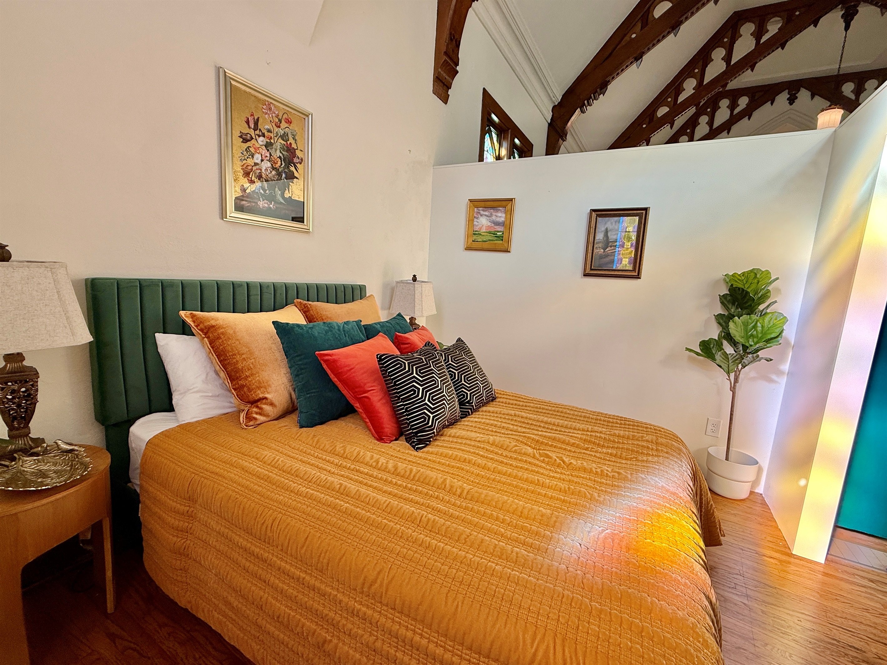 First bedroom with queen bed