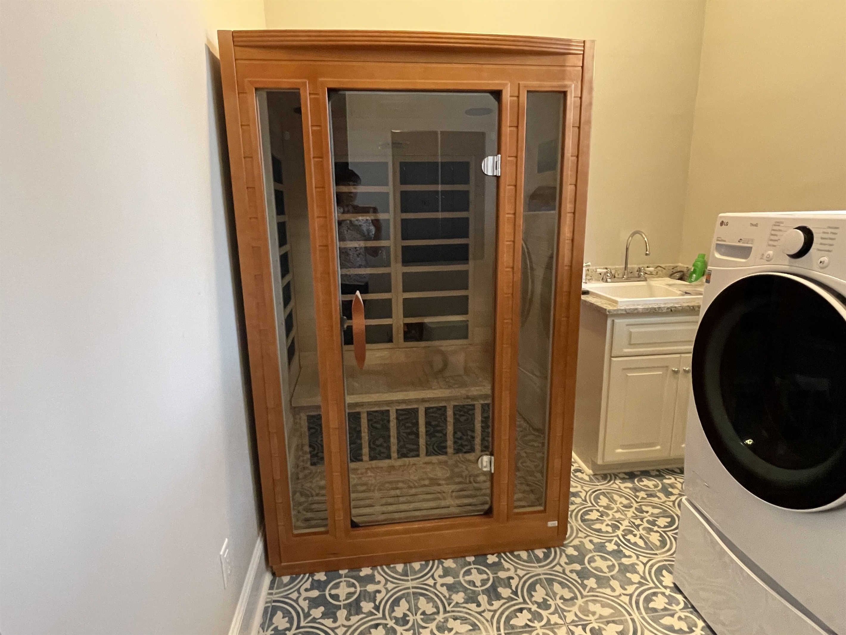 Recover from your golf game in  2 person infrared sauna w/chromotherapy lights