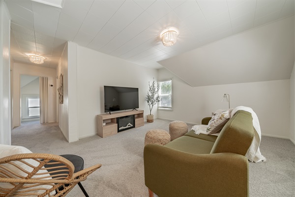 1509 Oneida (Upper) - Monthly