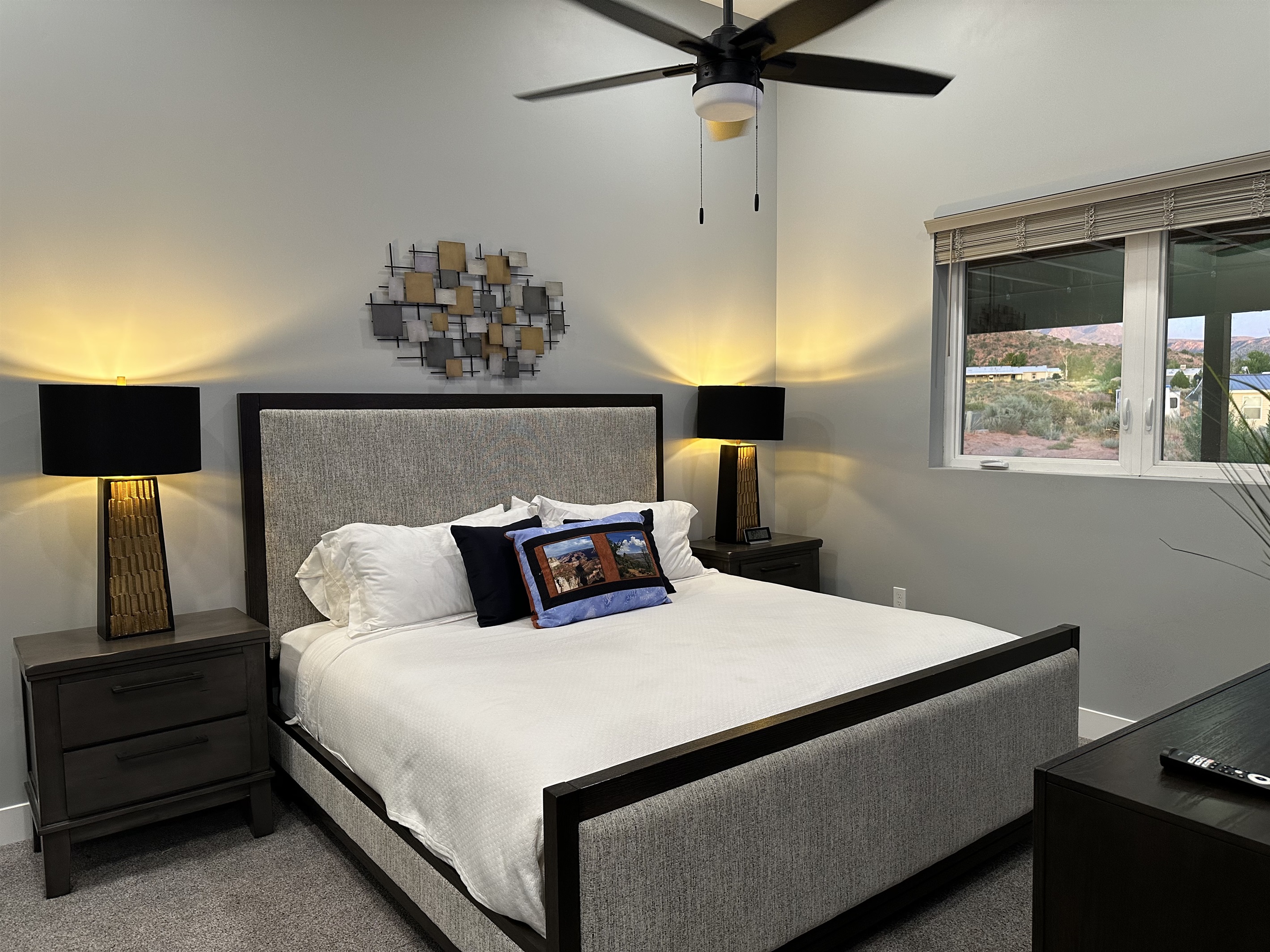 King Suite with 3 twins and Loft