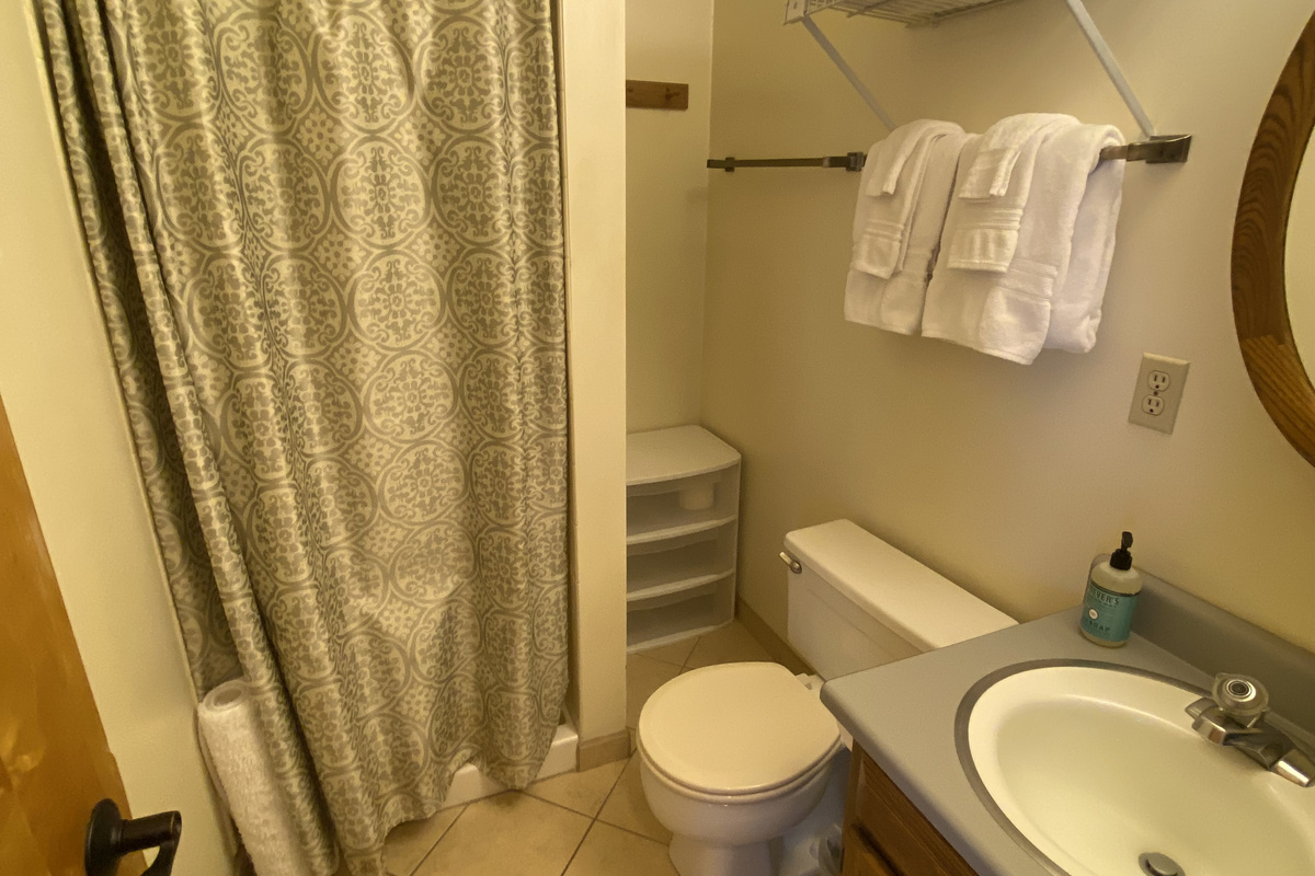 Upstairs Bath
