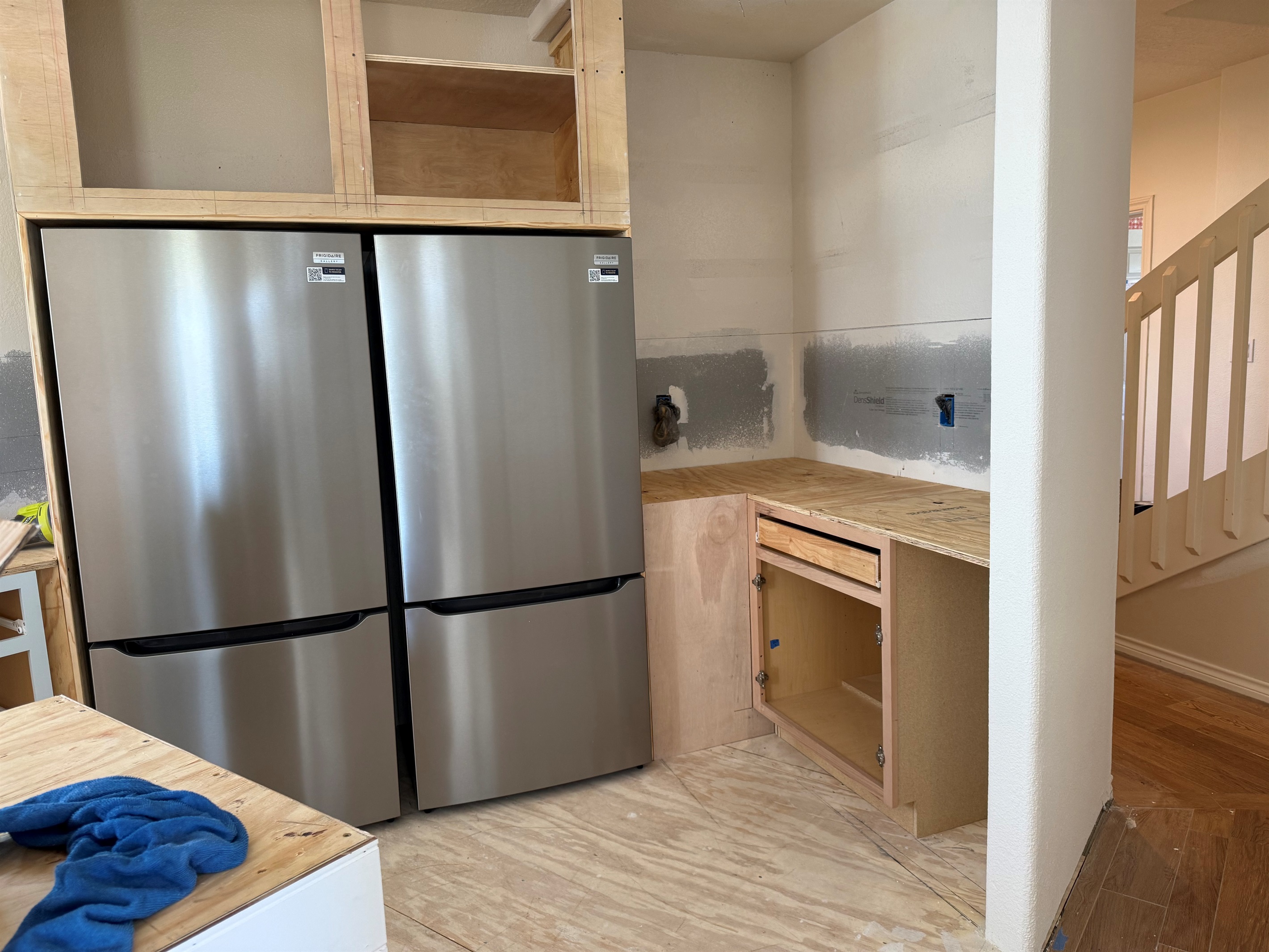 Double fridges! Coffee bar dedicated space for your cuppa! 4/6/26