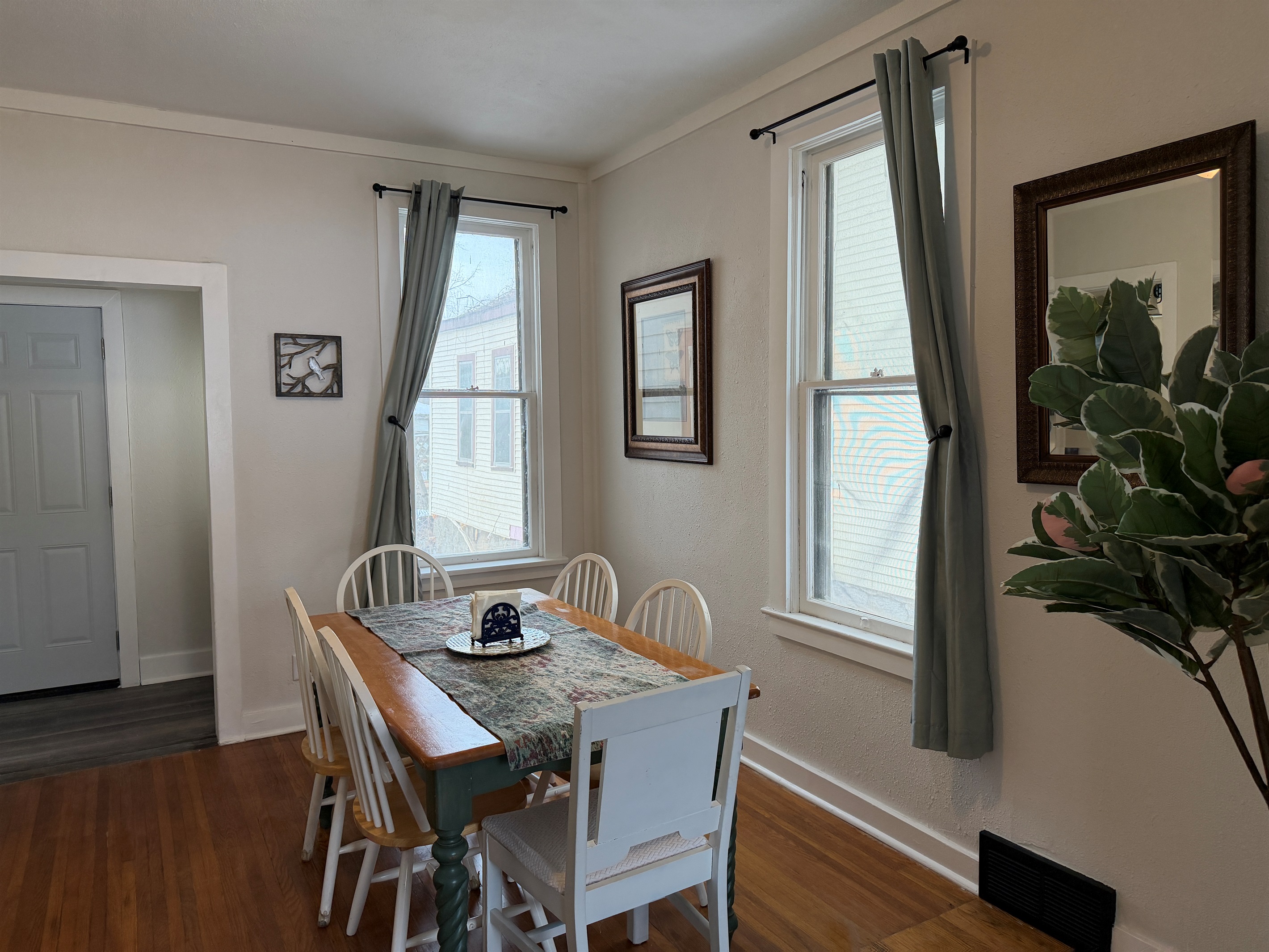 There's seating for six in the dining room, plus two extra in the kitchen at the bistro table.