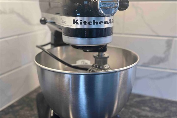 Kitchen-Aid mixer