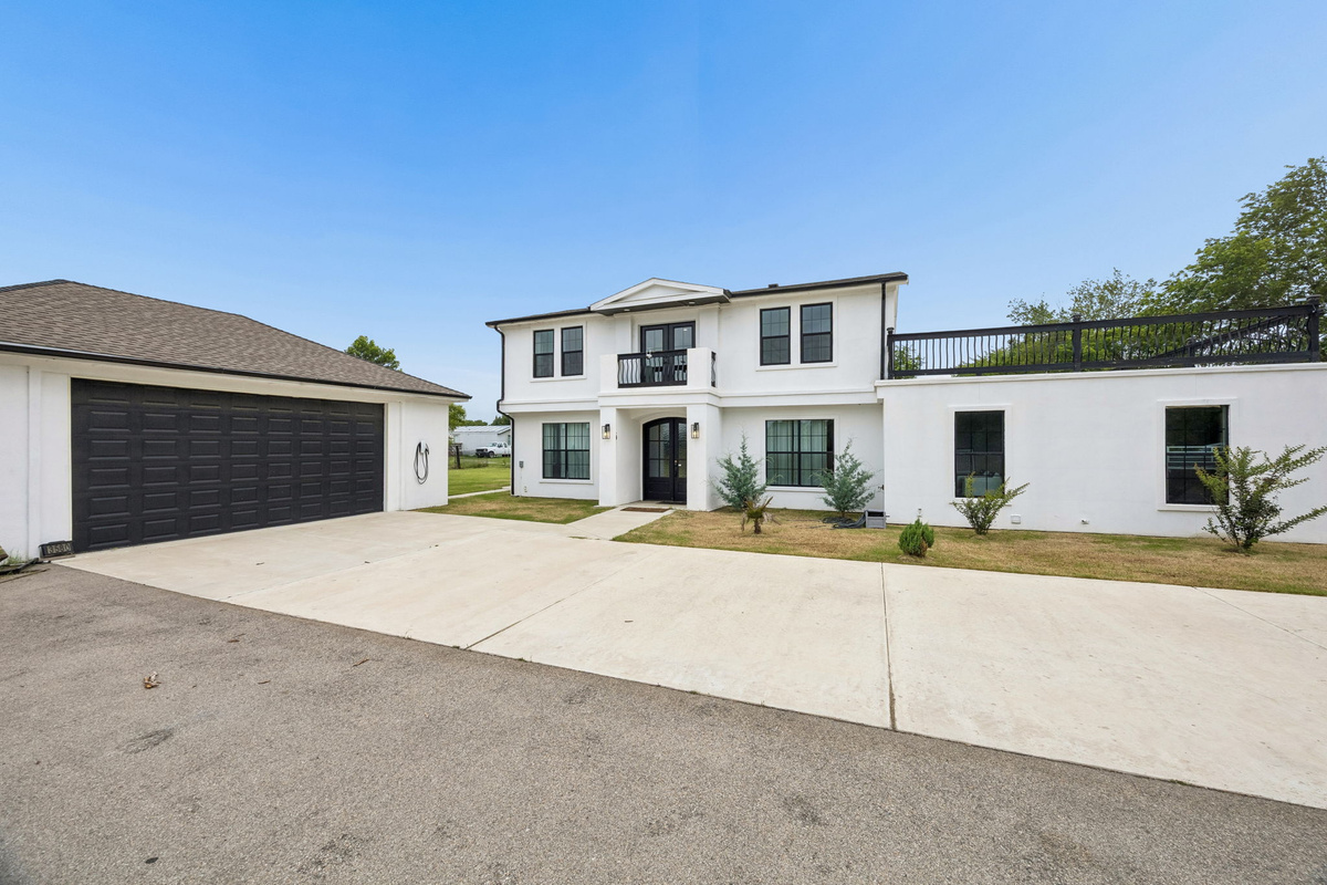 Luxury living meets Texas charm
