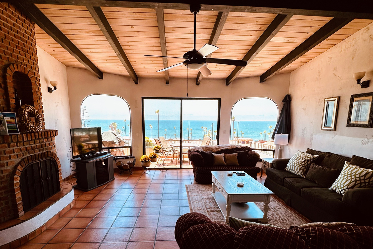 Casa Toscana Living Room