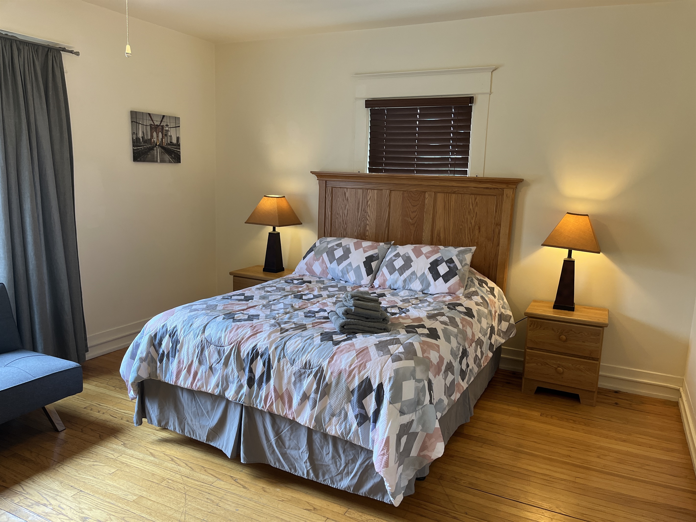 Queen bedroom 1