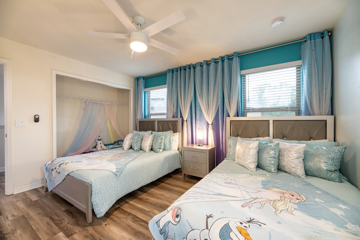 Master Suite 4 with two Full Beds and Kids Bed