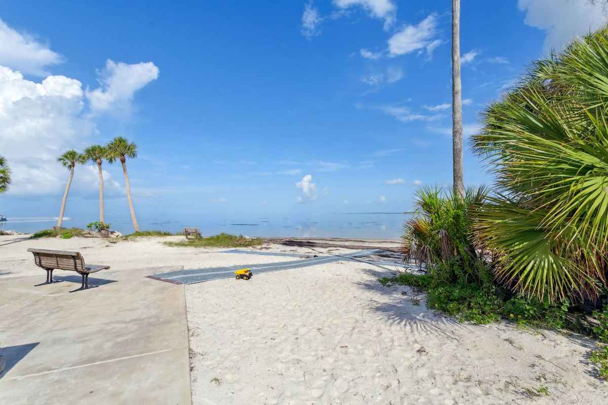 Nearby Beach Sunset Beach Tarpon Springs