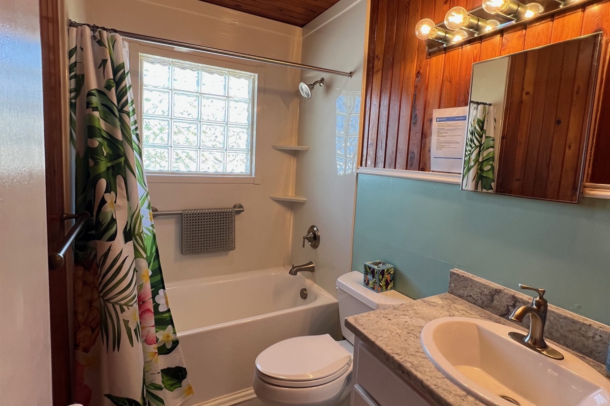 Right Side Bath