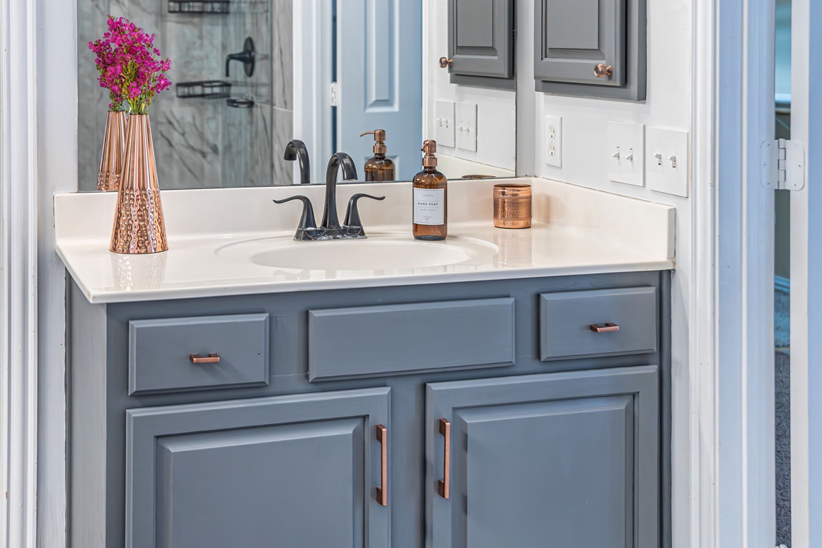 Master Ensuite Bath with Tall Stand Up Vanity