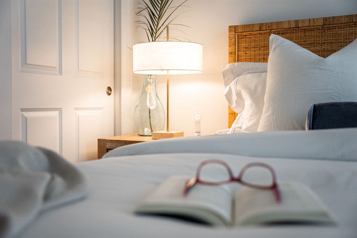 Guest room with a comfortable king bed