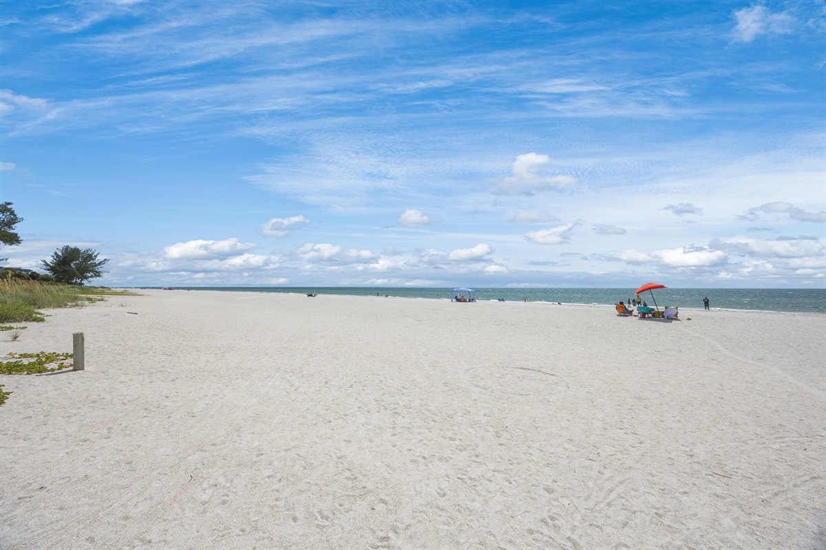 3 to 5 minute walk to Indian Rocks Beach!