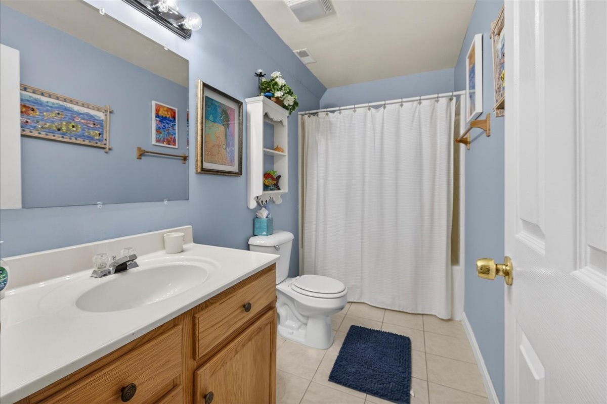 Additional full bathroom in the basement for extra space and comfort.
