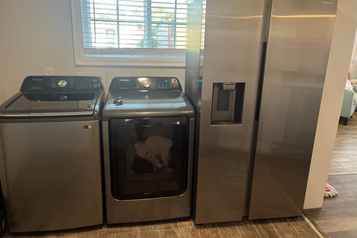 Washer & Dryer, Stainless fridge