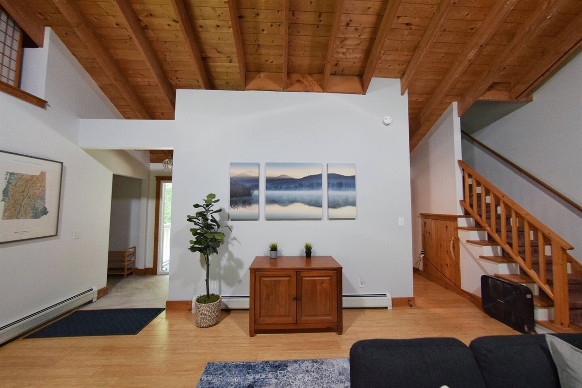 Open and friendly space with board games and puzzles available.