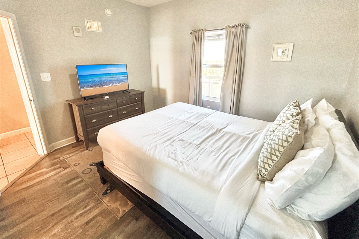 Flatscreen TV in master bedroom