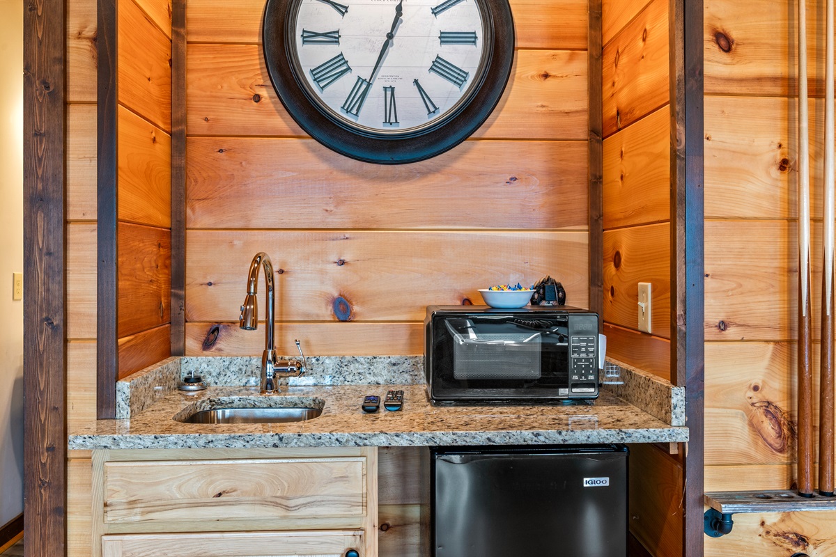 Wet bar