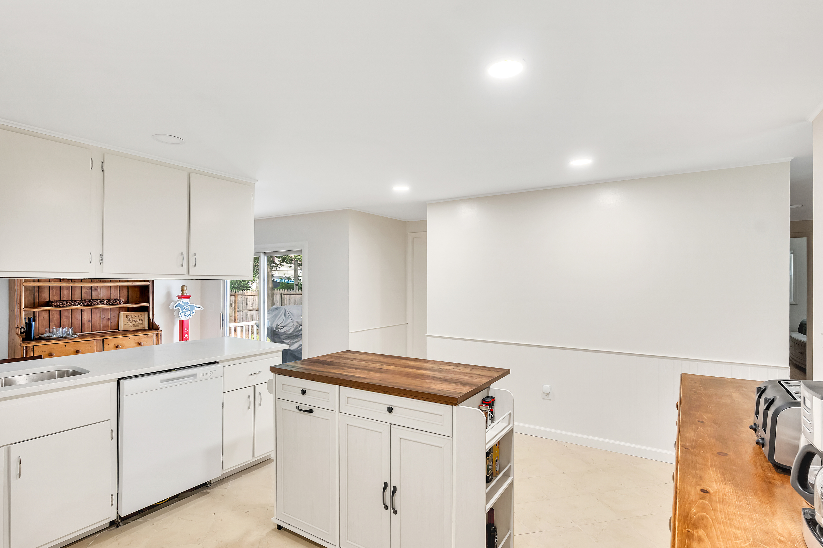 Kitchen – Island