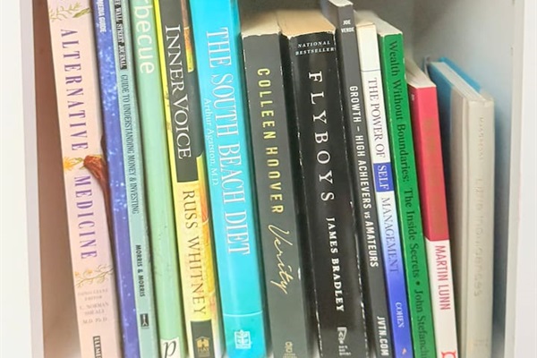 A curated bookshelf with great reads, games, and activities ensures something fun for everyone. 