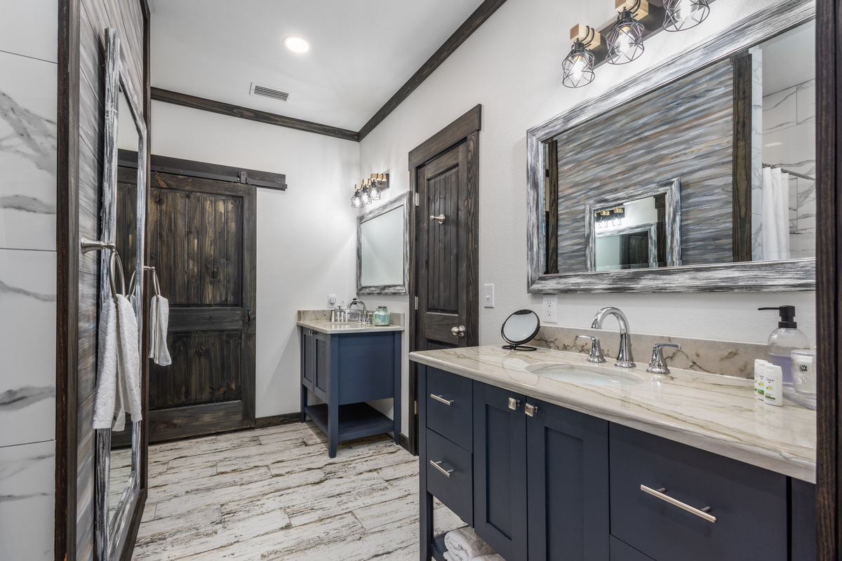 Two vanities in master bath